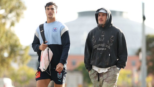 Joseph-Aukuso Suaalii a Angus Crichton při kempu State of Origin v roce 2024.