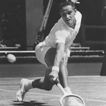 Mal Anderson reaches for a backhand.